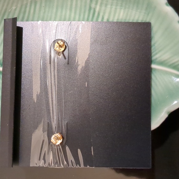 Coach Earings - Picture 3 of 3